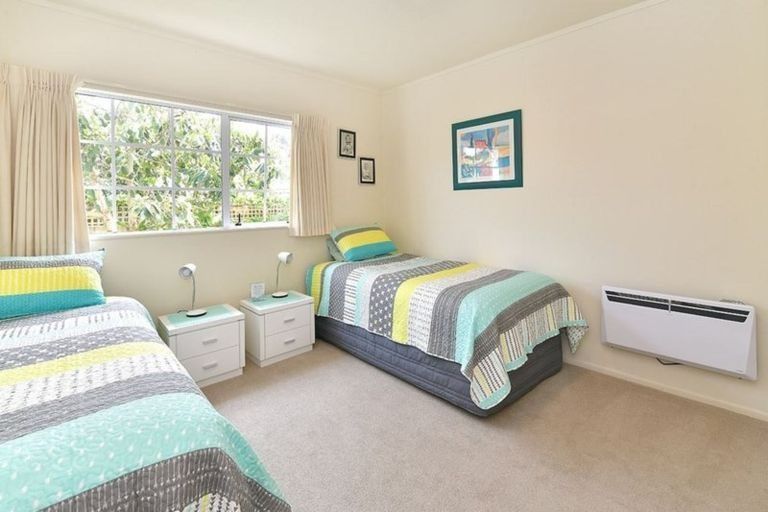 Photo of property in 34 Laurence Street, Manly, Whangaparaoa, 0930
