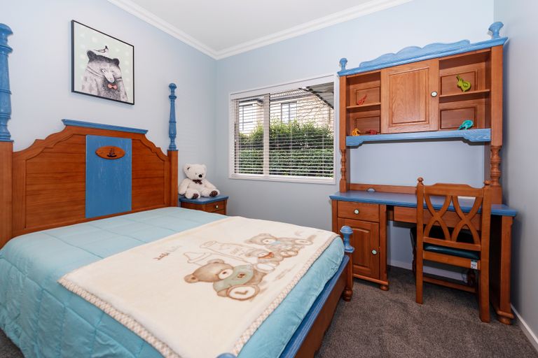 Photo of property in 3 Hogarth Lane, Burnside, Christchurch, 8053