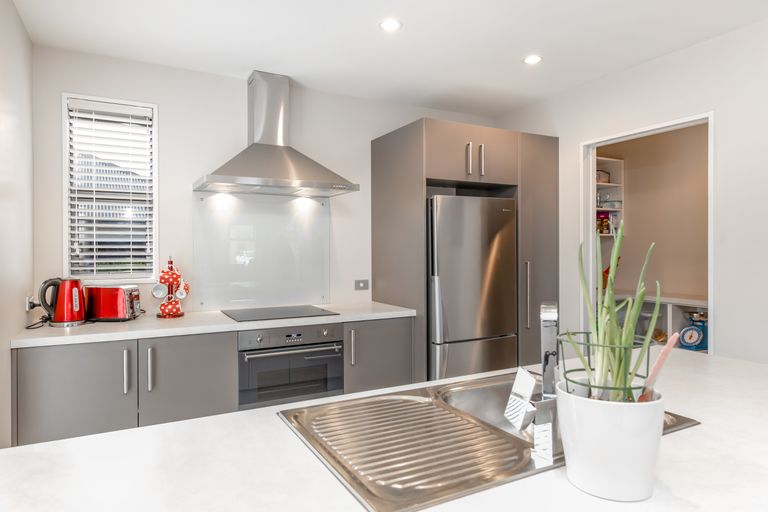 Photo of property in 28 Taiore Crescent, Marshland, Christchurch, 8083