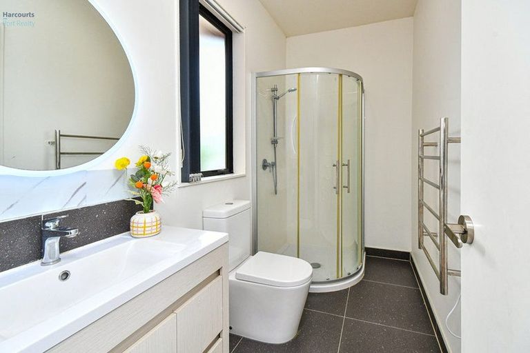 Photo of property in 64 Prado Drive, Pukekohe, 2120