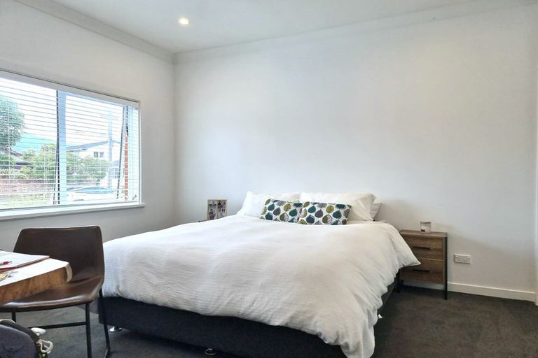 Photo of property in 21 Colin Grove, Hutt Central, Lower Hutt, 5010