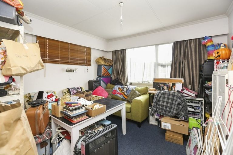 Photo of property in 1 Carlton Terrace, Westown, New Plymouth, 4310