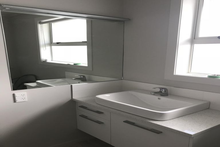 Photo of property in 14 Pulham Crescent, Queenwood, Hamilton, 3210