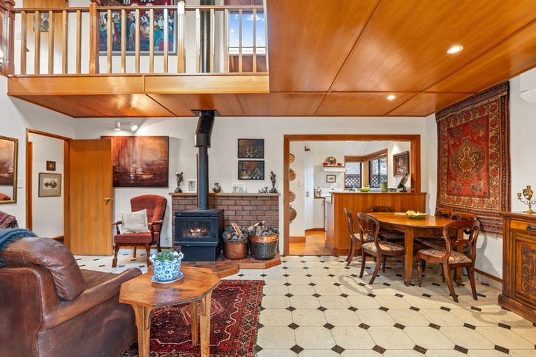 Photo of property in 2/4 Herbs Place, Cashmere, Christchurch, 8022