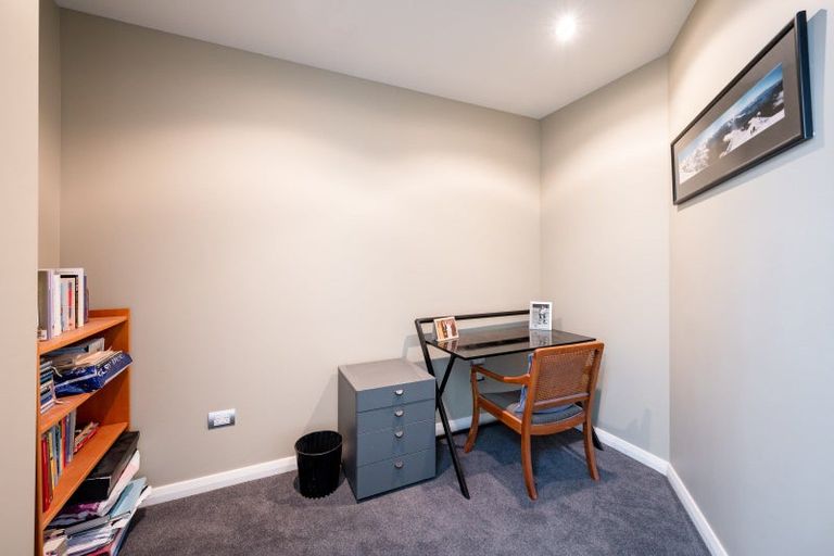 Photo of property in 21a Old Station Avenue, Wanaka, 9305