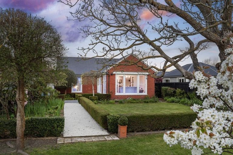 Photo of property in 159 Idris Road, Strowan, Christchurch, 8052