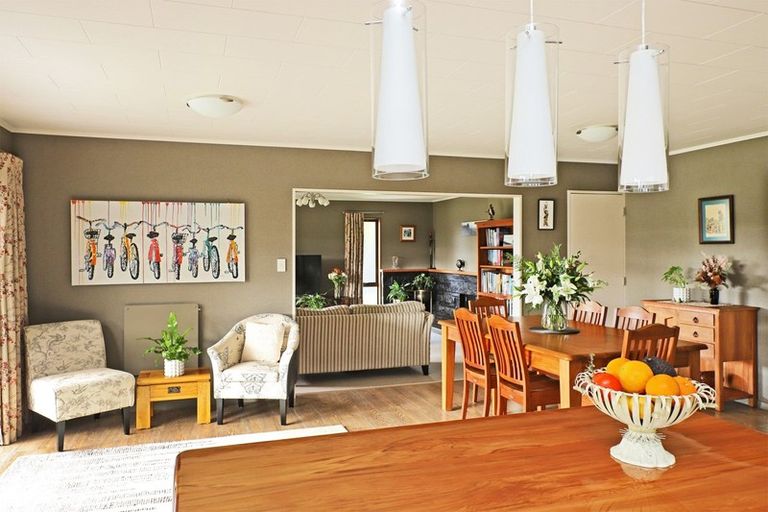 Photo of property in 51b Avondale Road, Taradale, Napier, 4112