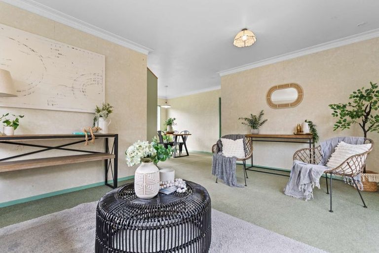 Photo of property in 28 Sunvale Place, Gate Pa, Tauranga, 3112