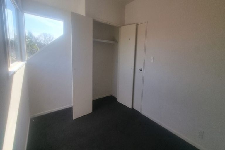 Photo of property in 2/86 Birkenhead Avenue, Birkenhead, Auckland, 0626