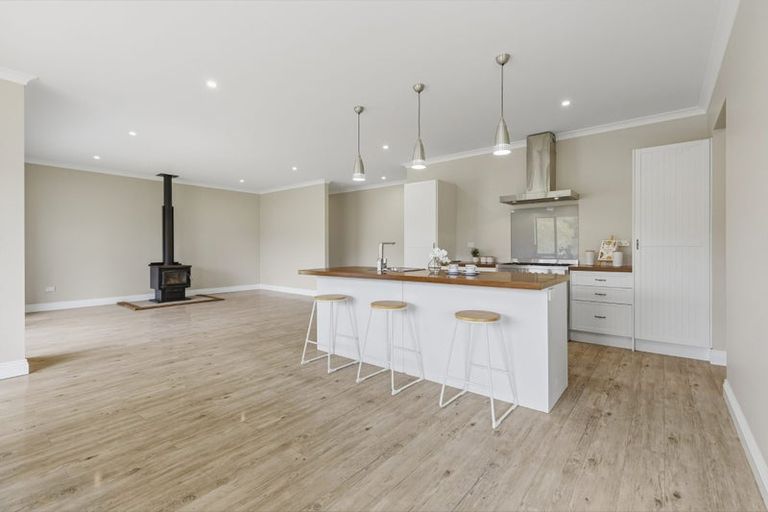 Photo of property in 108 Kennedy Road, Dairy Flat, Albany, 0792