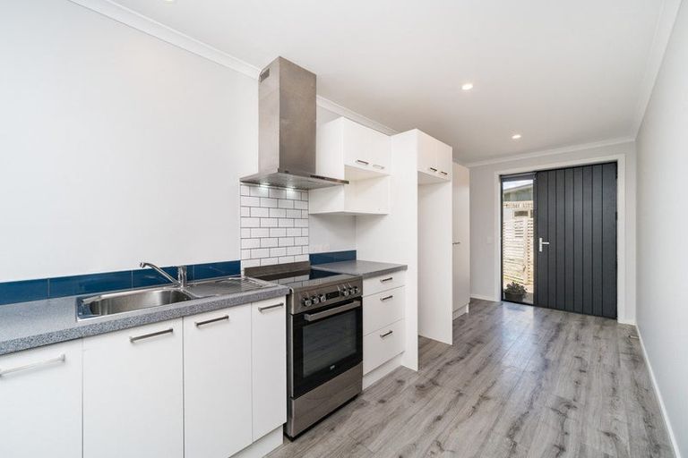 Photo of property in 8b Sinclair Avenue, Highbury, Palmerston North, 4412