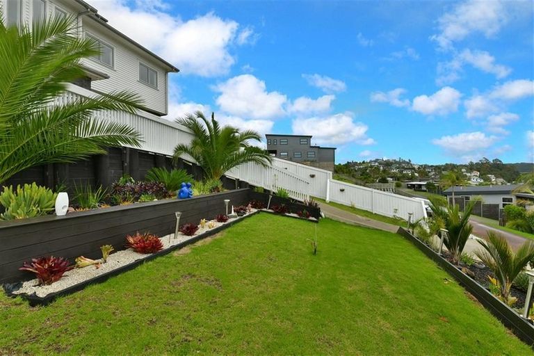 Photo of property in 51 Hawaiian Parade, Arkles Bay, Whangaparaoa, 0932