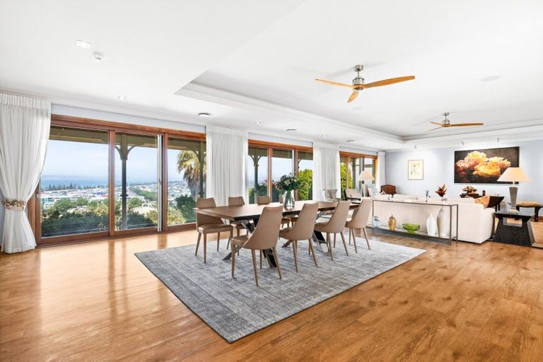 Photo of property in 26a Cameron Road, Bluff Hill, Napier, 4110