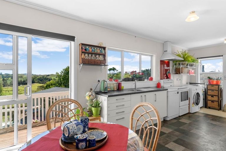 Photo of property in 46 Gorge Road, Maungaturoto, 0520