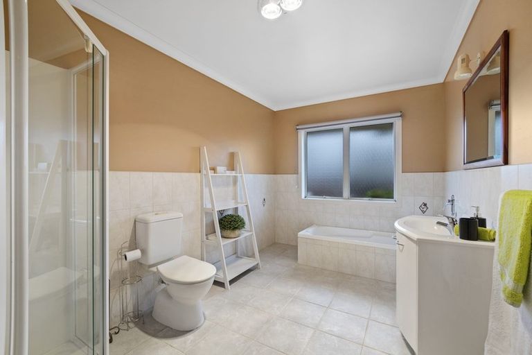 Photo of property in 4 Hunt Grove, Leamington, Cambridge, 3432