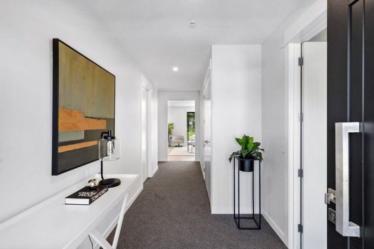 Photo of property in 27 Arihi Crescent, Frimley, Hastings, 4120