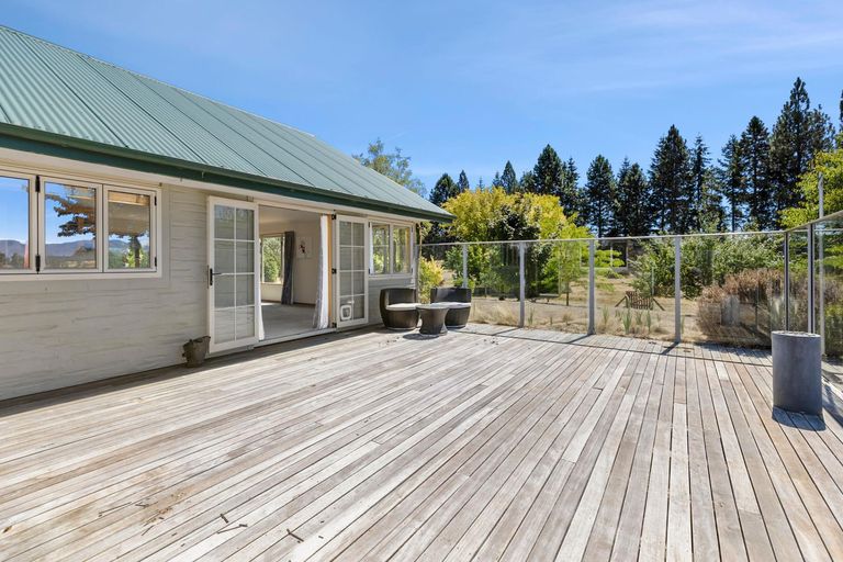 Photo of property in 137 Cardrona Valley Road, Wanaka, 9382