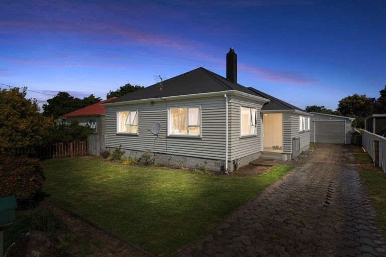 Photo of property in 11 Page Street, Stratford, 4332