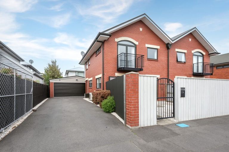 Photo of property in 154 Edgeware Road, Edgeware, Christchurch, 8013