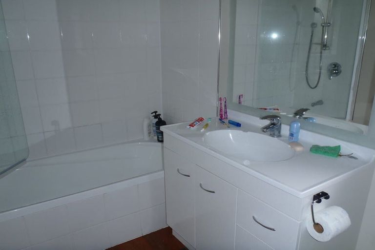 Photo of property in 24 Larsen Street, Otara, Auckland, 2025