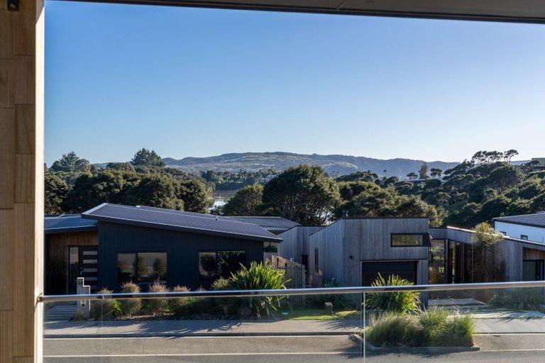 Photo of property in 31 Omahina Street, Raglan, 3225