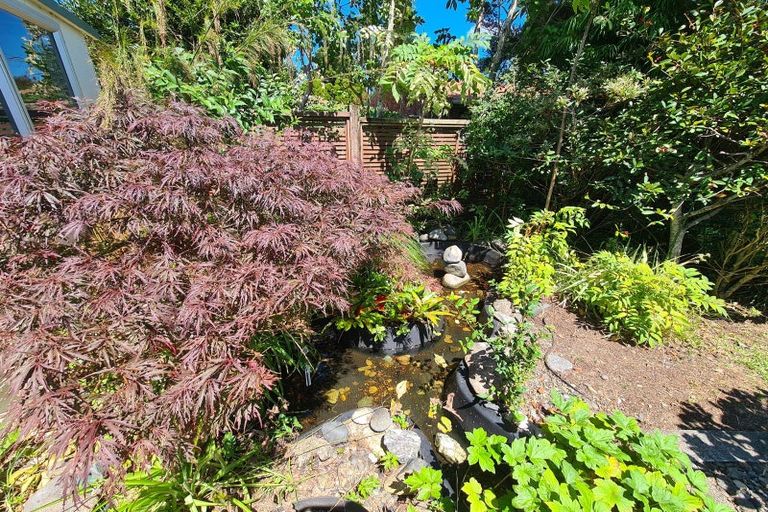 Photo of property in 70 Edward Street, Coromandel, 3506