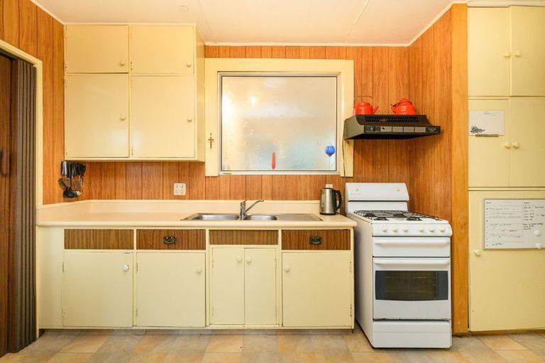 Photo of property in 179 Botanical Road, Takaro, Palmerston North, 4412