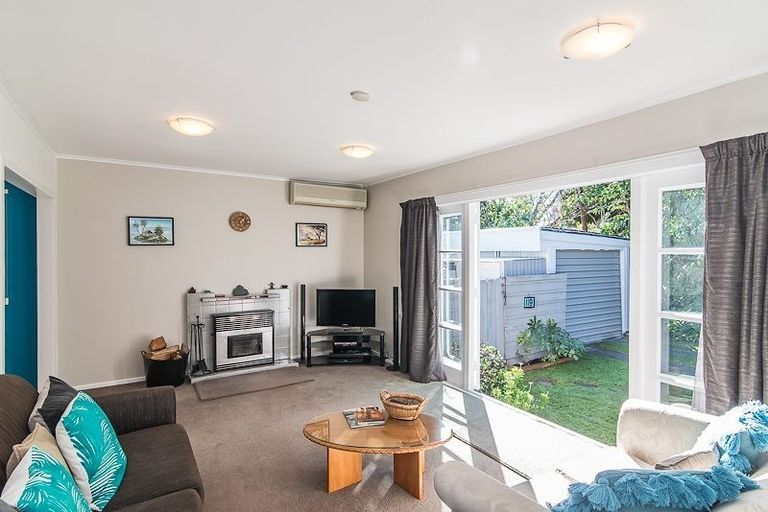 Photo of property in 119 Amohia Street, Paraparaumu, 5032
