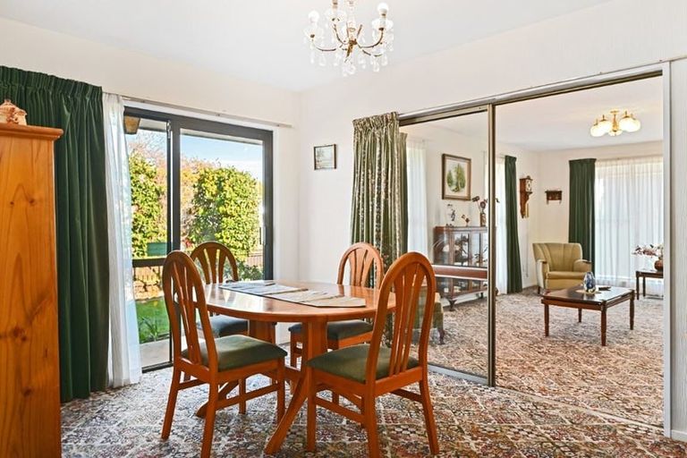 Photo of property in 1/40 Ambleside Drive, Burnside, Christchurch, 8053