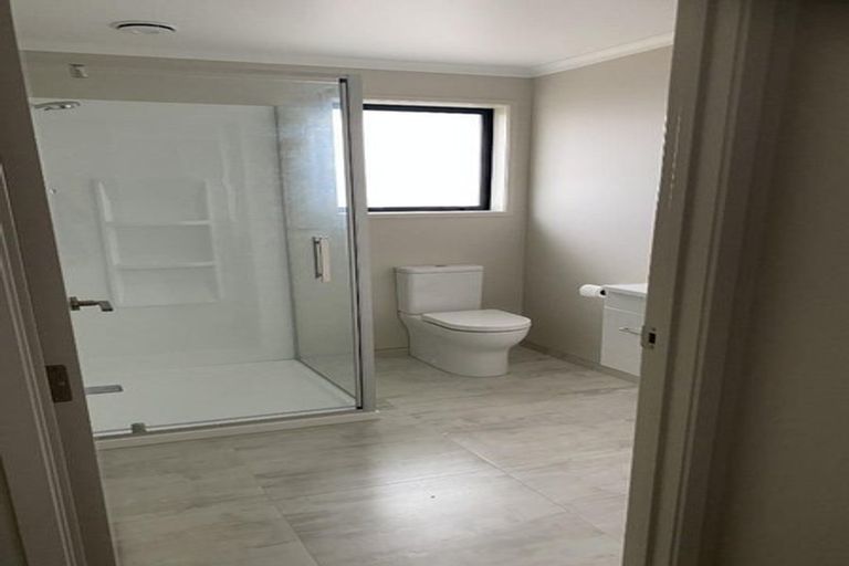 Photo of property in 12a-b Hughson Street, Waitara, 4320