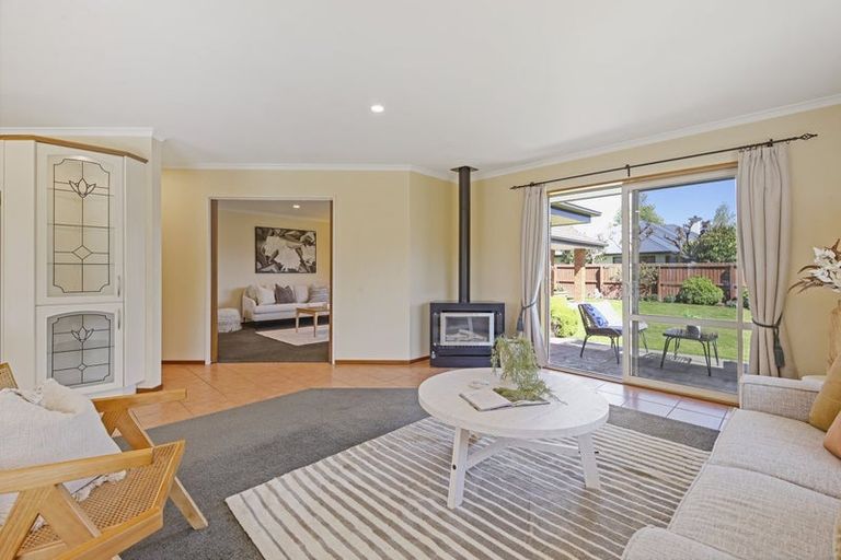 Photo of property in 48 Glasnevin Drive, Casebrook, Christchurch, 8051