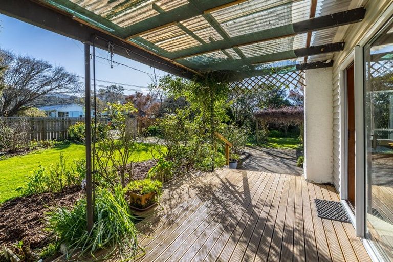 Photo of property in 11 Kenward Crescent, Featherston, 5710