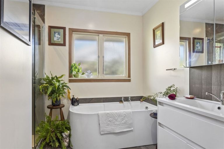 Photo of property in 49 Bourne Crescent, Papanui, Christchurch, 8053