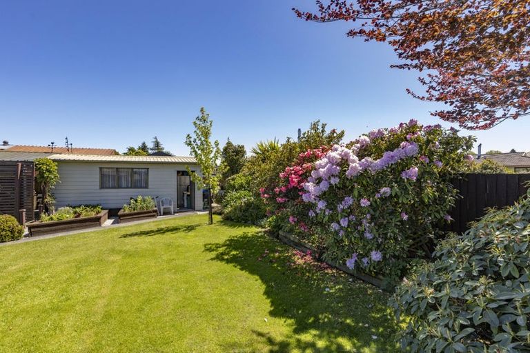 Photo of property in 300 Kingsbury Avenue, Rangiora, 7400