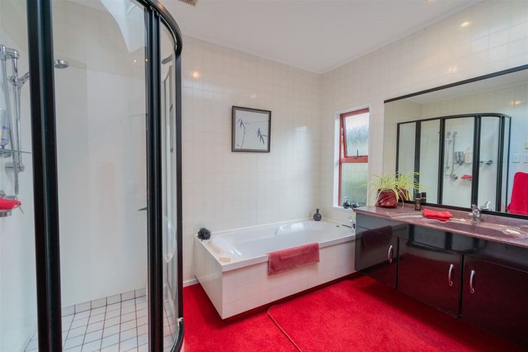 Photo of property in 25 Mackinnon Loop, Te Anau, 9600