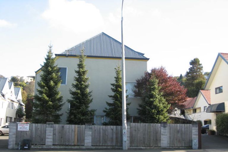 Photo of property in 2/700 Great King Street, North Dunedin, Dunedin, 9016