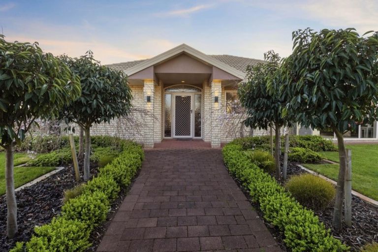 Photo of property in 126 Santa Monica Drive, Papamoa Beach, Papamoa, 3118