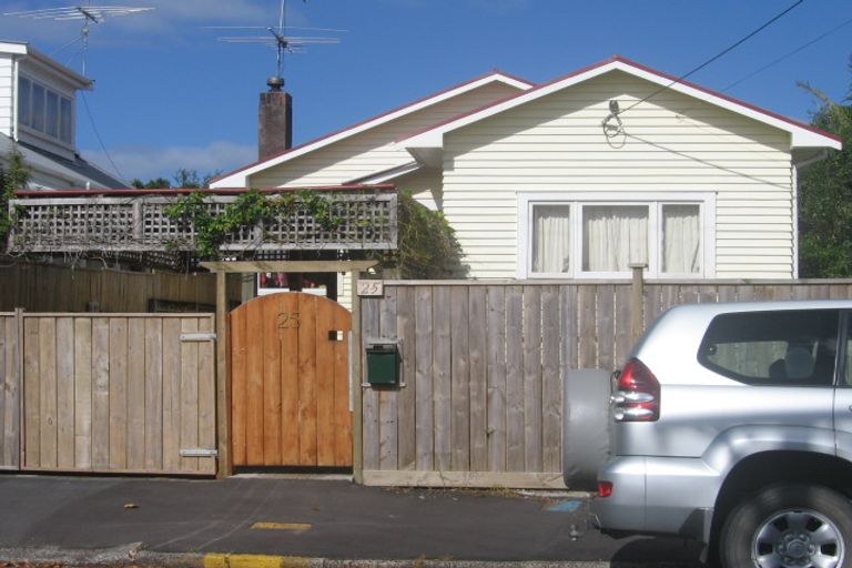 Photo of property in 25 Church Street, Devonport, Auckland, 0624