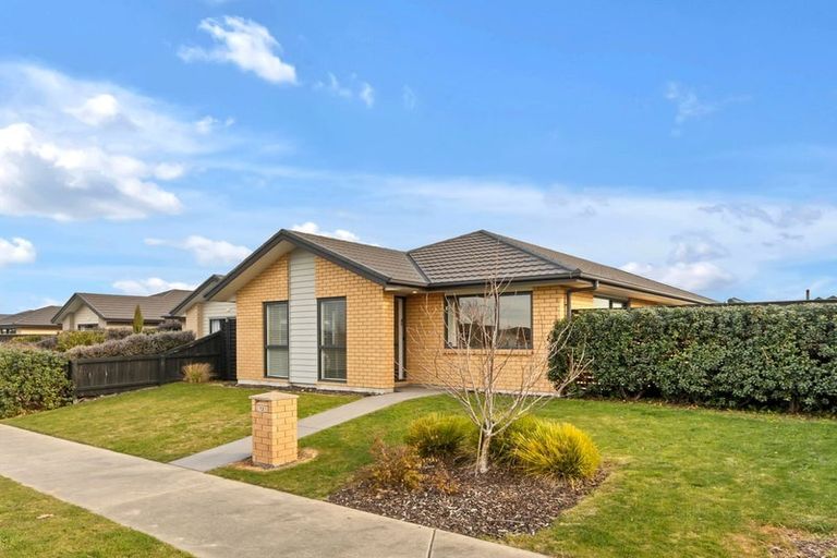 Photo of property in 12 Wallingford Crescent, Rolleston, 7615