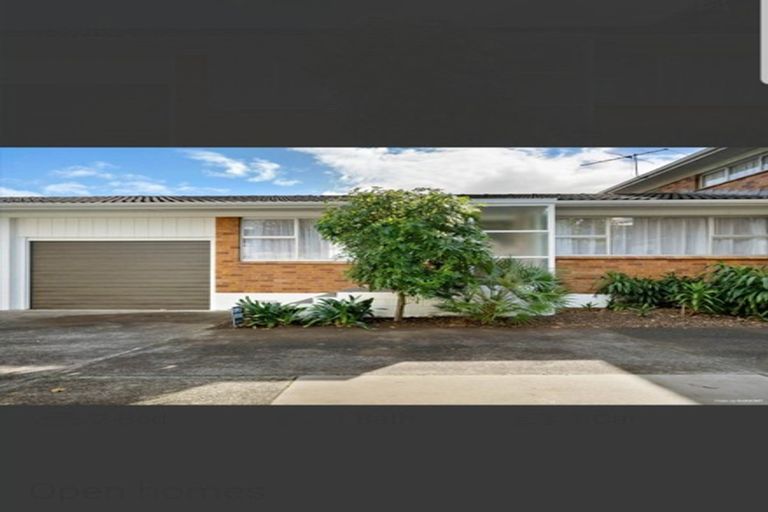 Photo of property in 2/5 Prictor Street, Papakura, 2110
