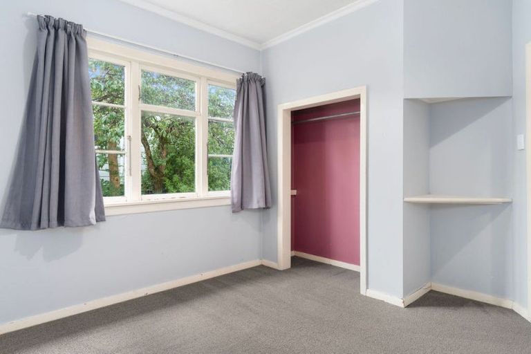 Photo of property in 42 Wyndham Street, Carterton, 5713