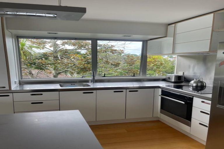 Photo of property in 5/57 Sarsfield Street, Herne Bay, Auckland, 1011