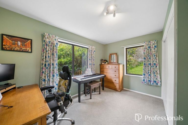 Photo of property in 136 Plateau Road, Te Marua, Upper Hutt, 5018