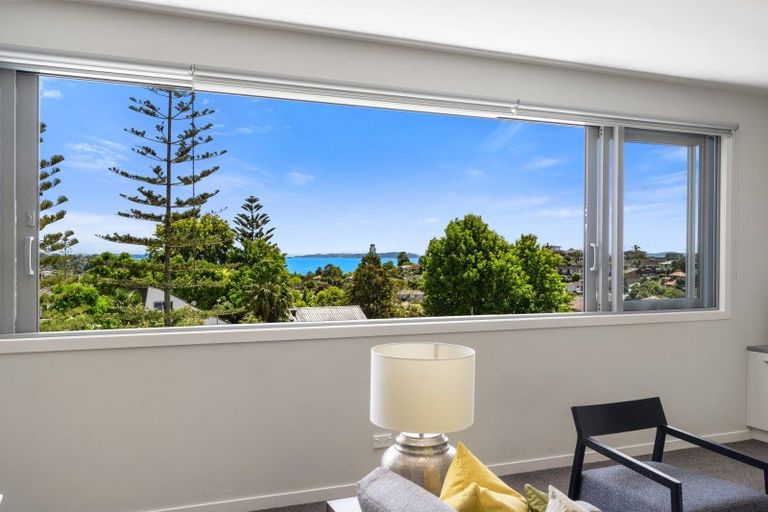 Photo of property in 7 Trident Place, Shelly Park, Auckland, 2014