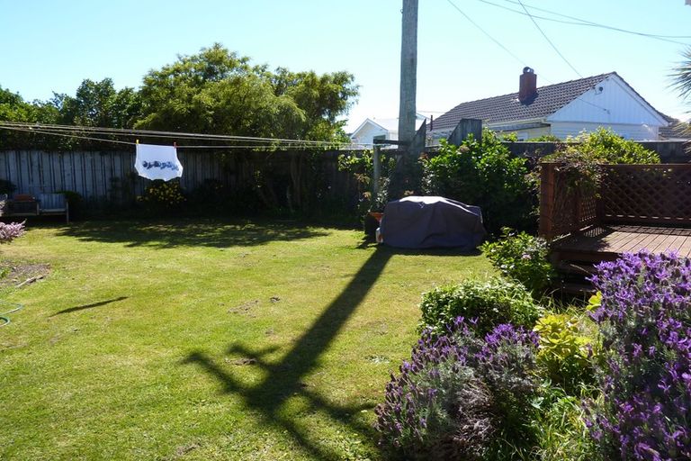 Photo of property in 6 Wayside, Miramar, Wellington, 6022