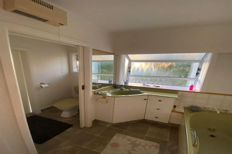 Photo of property in 10 Charles Street, Westshore, Napier, 4110