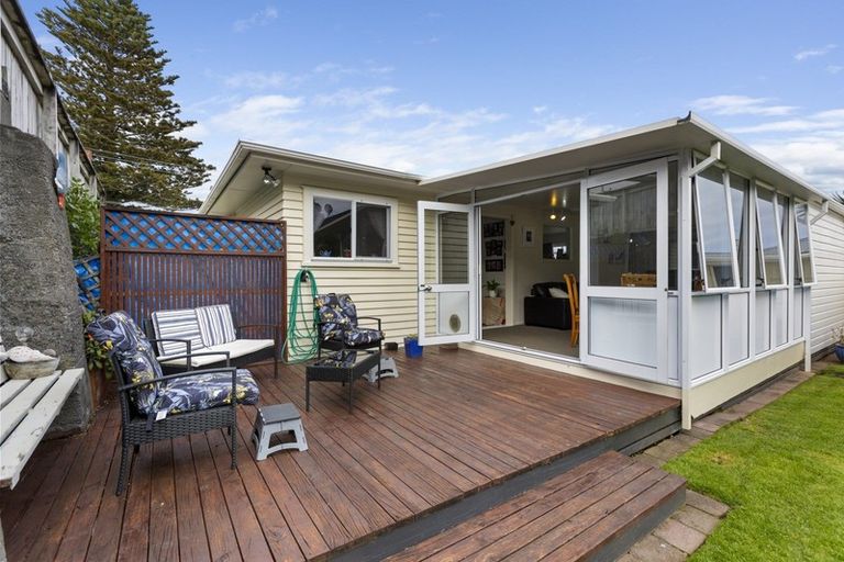 Photo of property in 173 Ngamotu Road, Spotswood, New Plymouth, 4310