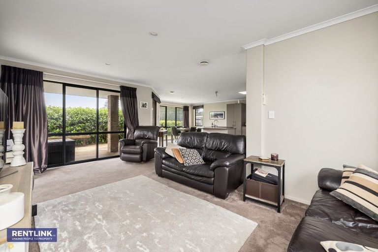 Photo of property in 15 Garvan Glen, Pyes Pa, Tauranga, 3112