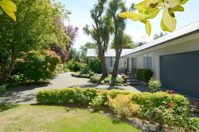 Photo of property in 497 Avonhead Road, Avonhead, Christchurch, 8042