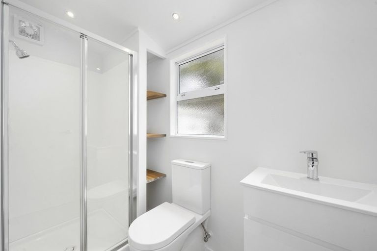 Photo of property in 33 Kairanga Crescent, Wainuiomata, Lower Hutt, 5014